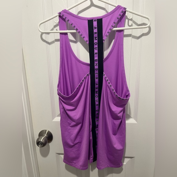 UNDER ARMOUR KNOCKOUT TANK MEDIUM - Picture 4 of 6